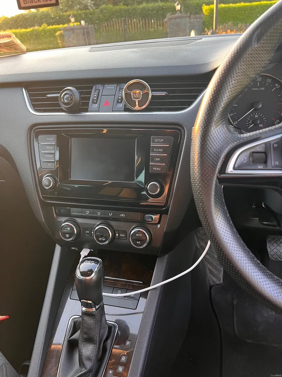 Skoda Octavia Combi Elegance - DSG - Image 4