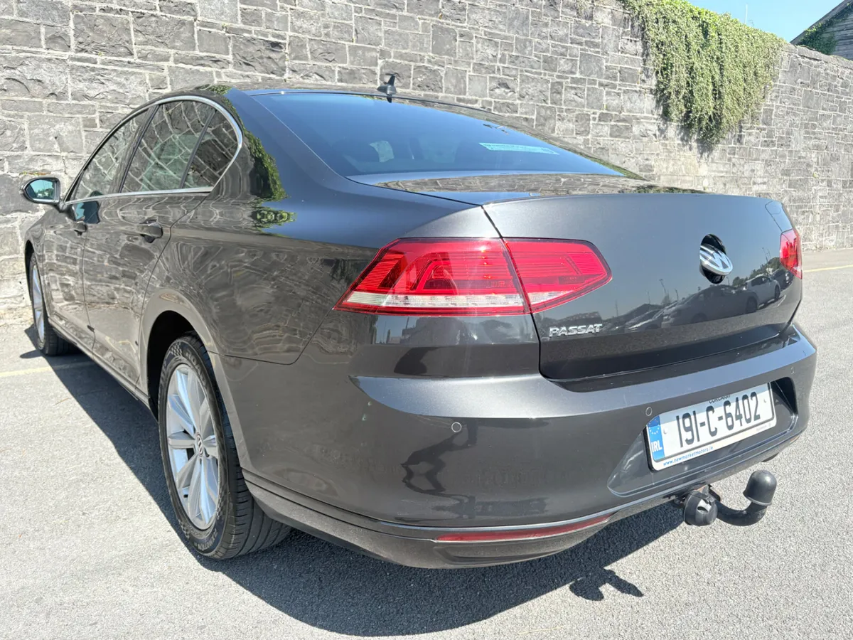 VW Passat C~Line 2.0 150 HP trade ins + warranty👍 - Image 2