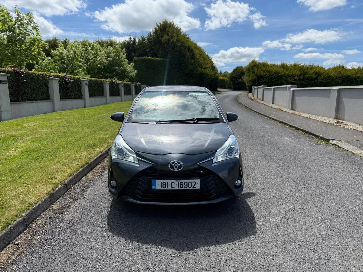 2018 Toyota Yaris 1.5 Hybrid Auto 48000 KM 09-2028 - Image 6