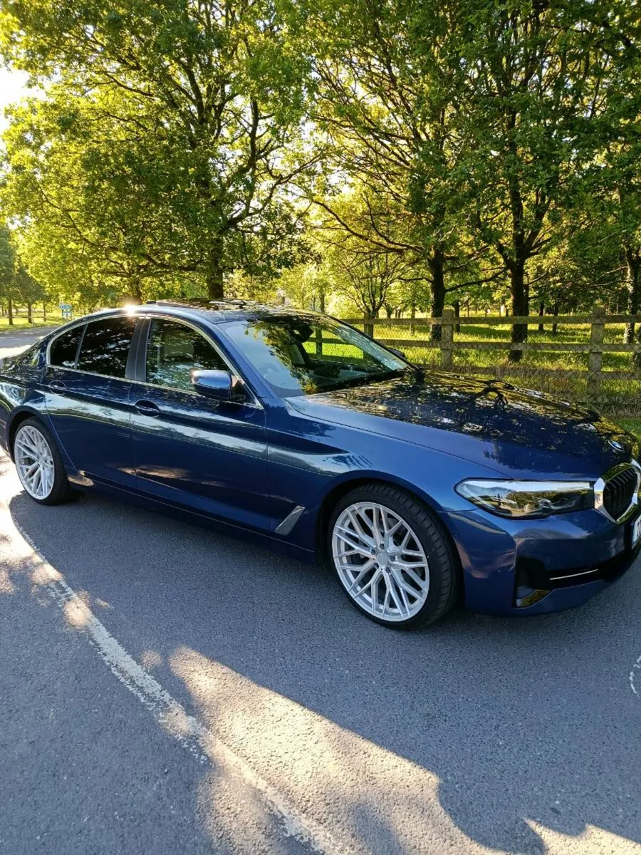 Car - Image 3