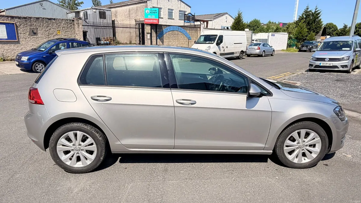 Volkswagen Golf Silver - Image 5