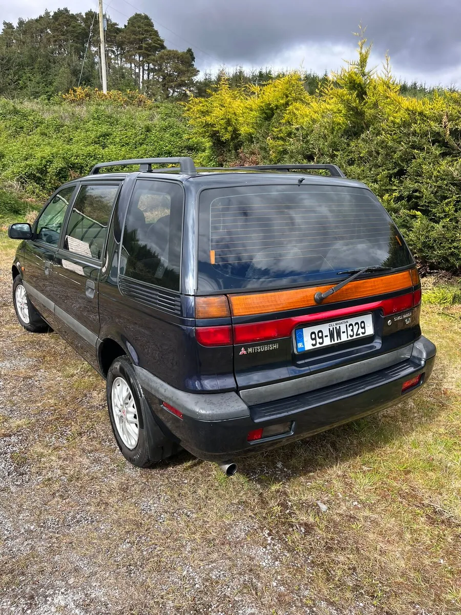 Mitsubishi Space Wagon - Image 1