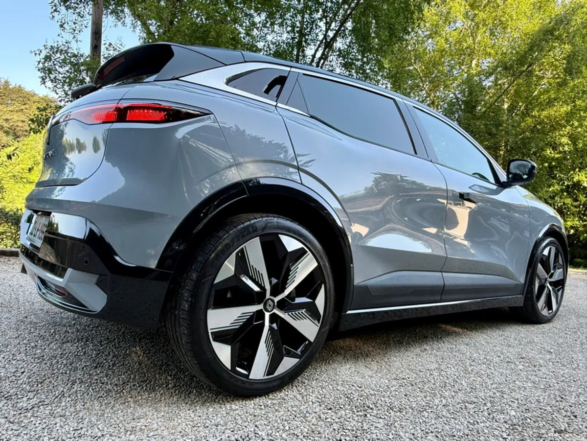 Renault Megane E-Tech EV60 *Up to 480km Range…220 - Image 4