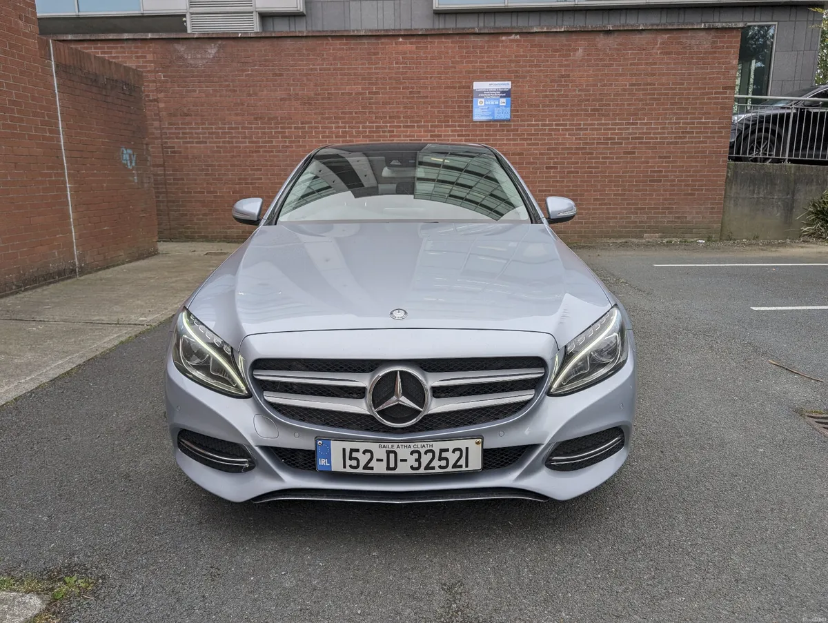 Mercedes-Benz C220d Sport Premium Plus - Sunroof - Image 2