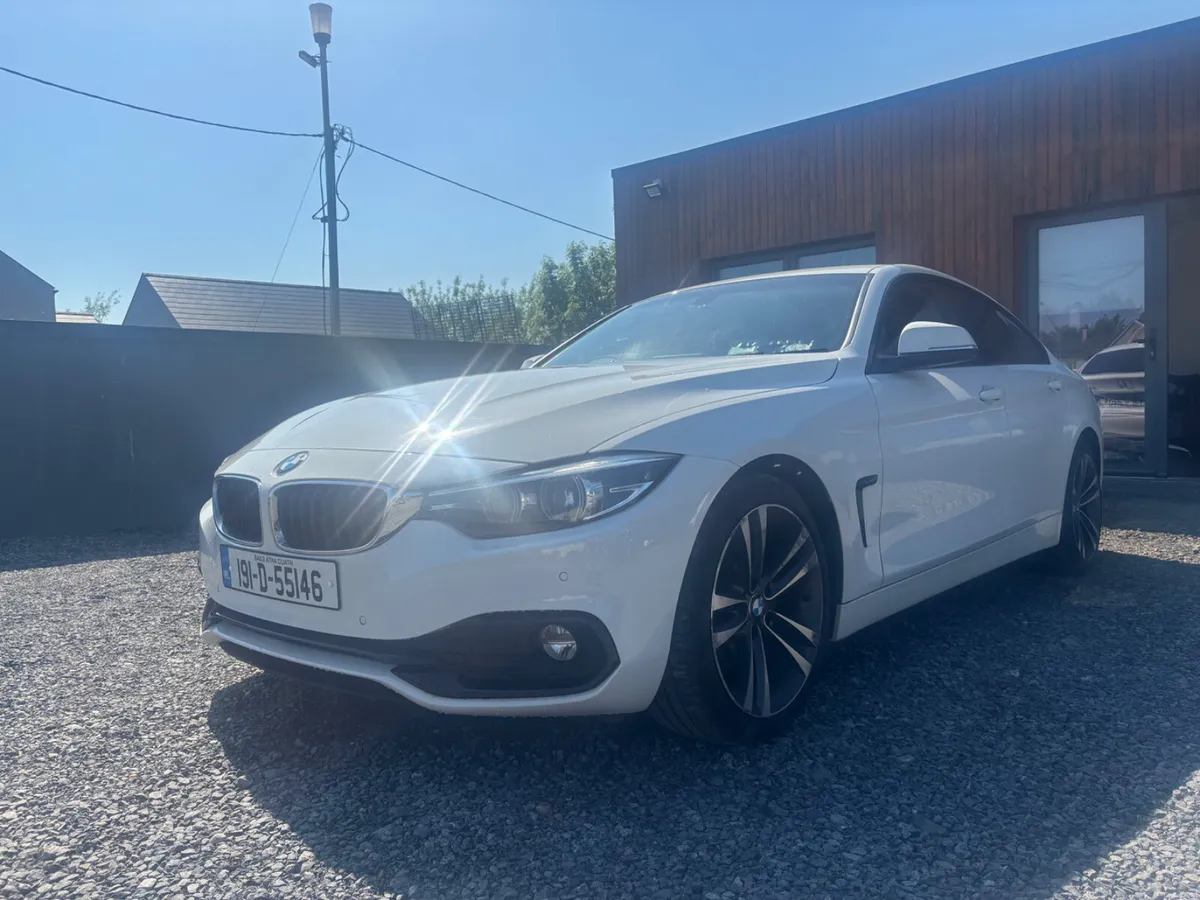 BMW 4-Series 2019 - Image 2