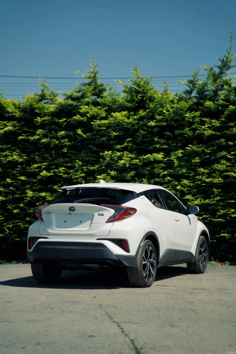 Toyota C-HR 1.8 Hybrid 2018 - Image 3