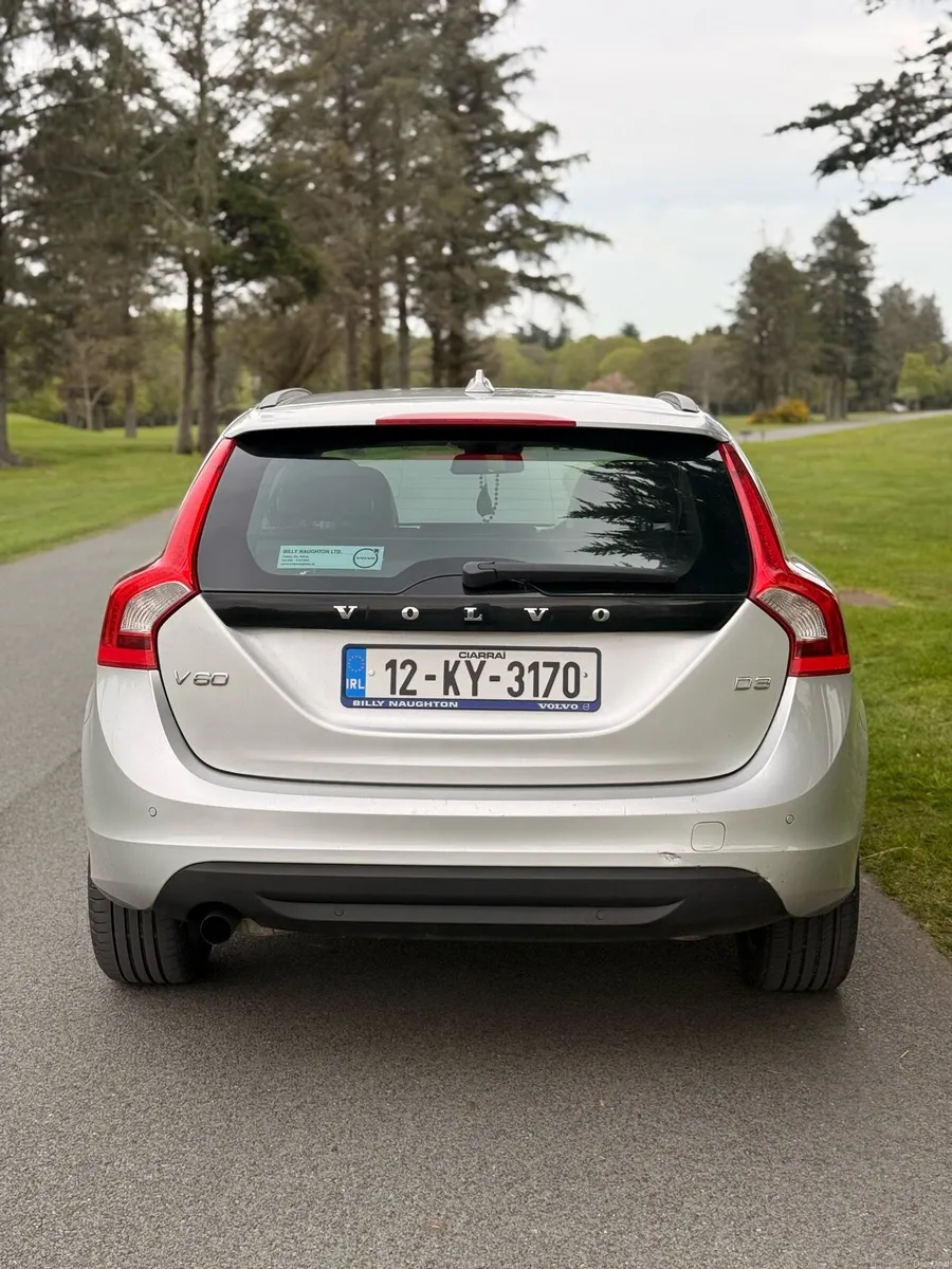 Volvo V60 NCT/TAX - Image 4