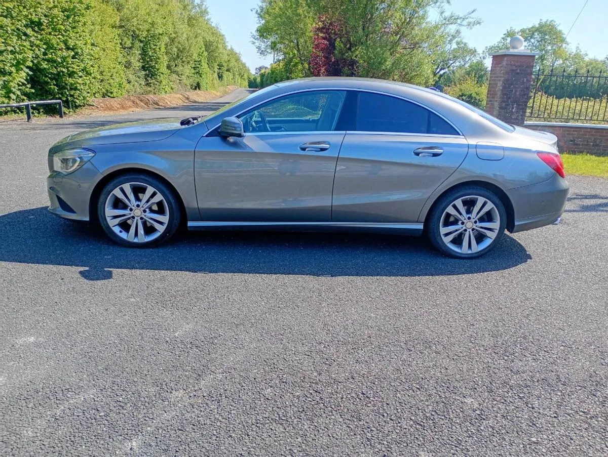 Mercedes Cla 220 Automatic - Image 3