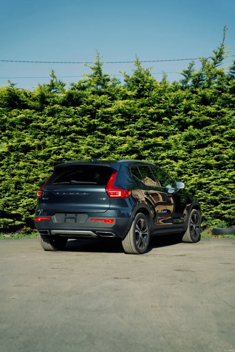 Volvo XC40 Hybrid 2020 - Image 3