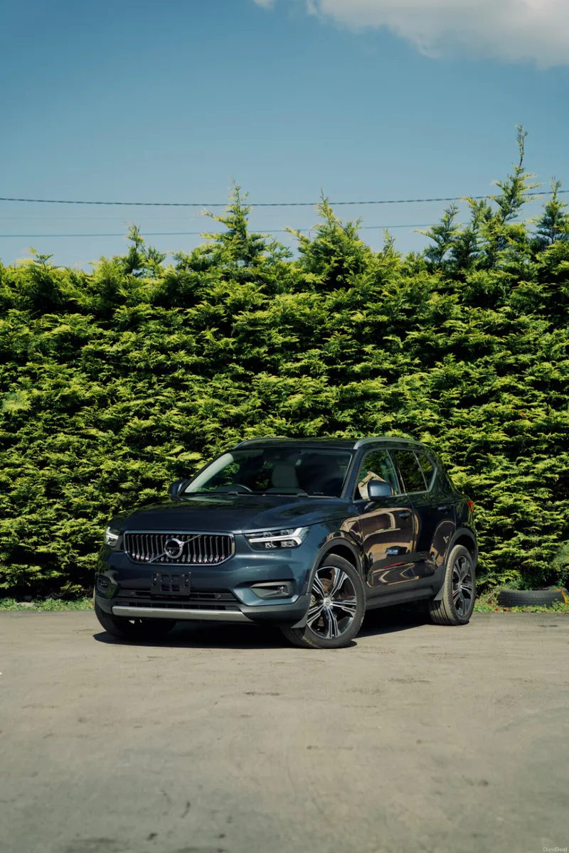 Volvo XC40 Hybrid 2020 - Image 1