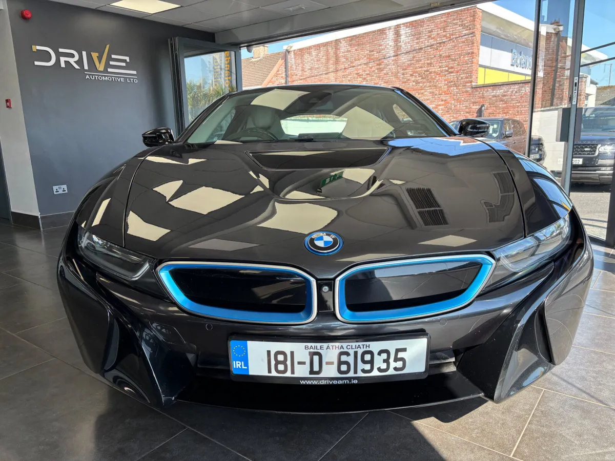BMW i8 2018 - Image 4