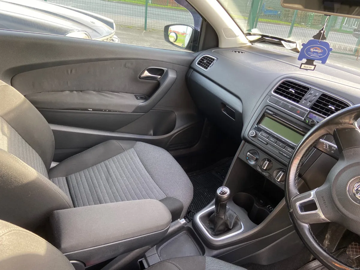 2010 VOLKSWAGEN POLO NEW NCT - Image 3