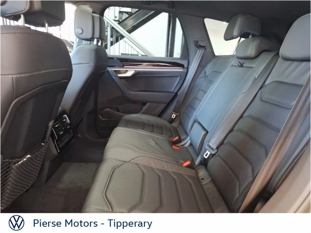 Volkswagen Touareg R 3.0TSI 4M 462BHP FINAL EDITIO - Image 6