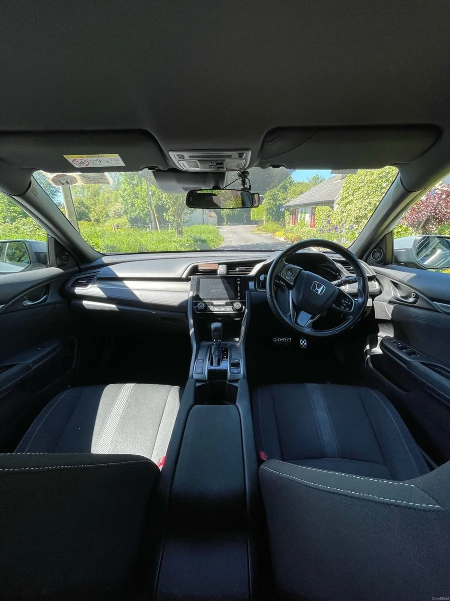 Honda Civic 2017 - Image 4