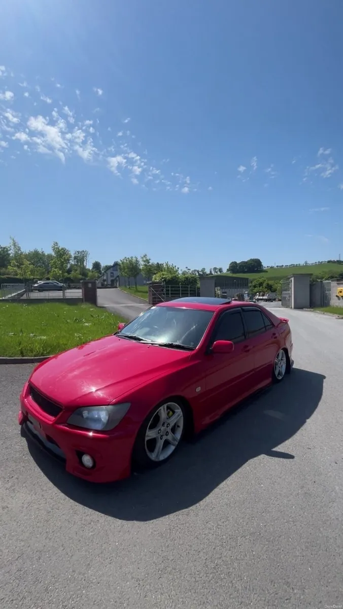 Lexus is200 - Image 3
