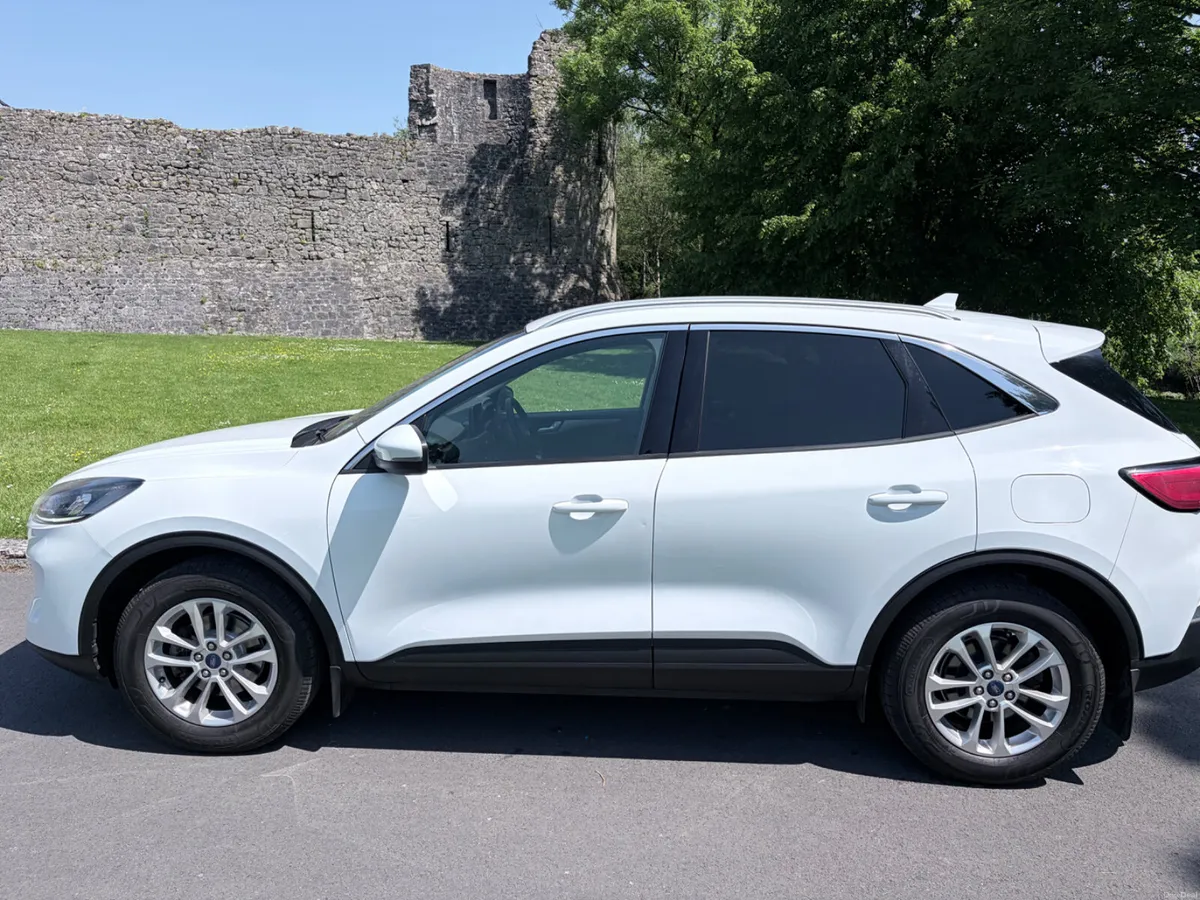Ford Kuga 2021 Titanium with very low mileage - Image 3