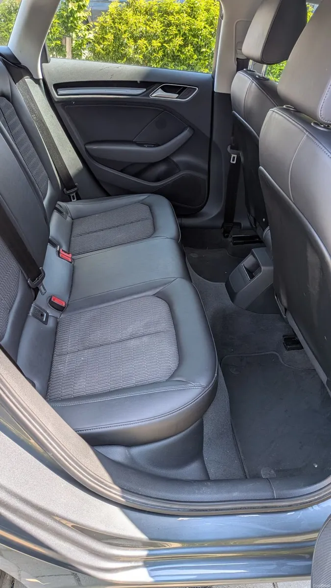 Audi A3 2016 - Image 2