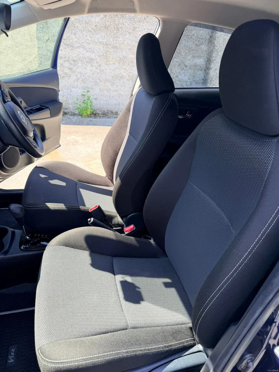 Toyota Vitz 2019 1.5 Hybrid Blue Automatic - Image 5