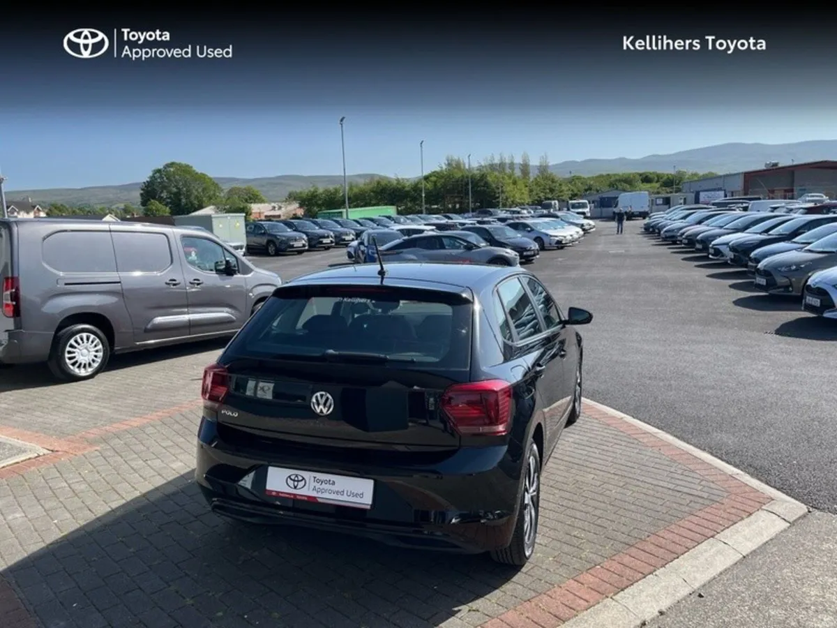 Volkswagen Polo TRENDLINE 1.0 MANUAL 5SPEED 65HP 5 - Image 2
