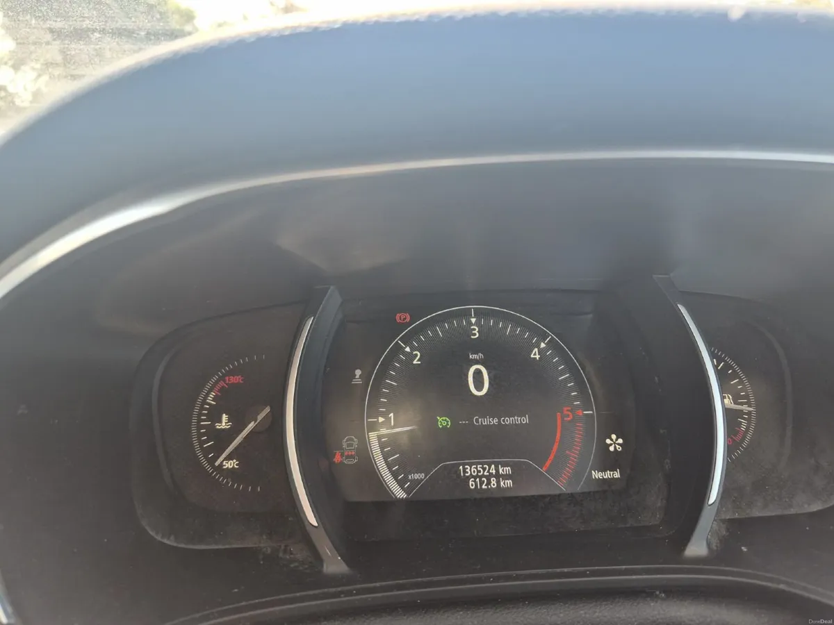 Renault Megane 2017 - Image 2