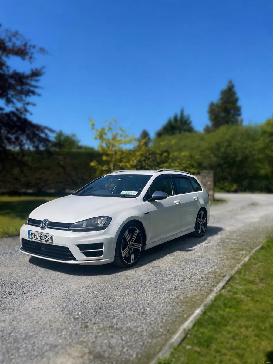 Volkswagen Golf R Variant 2.0 TSI 4 Motion Auto - Image 1