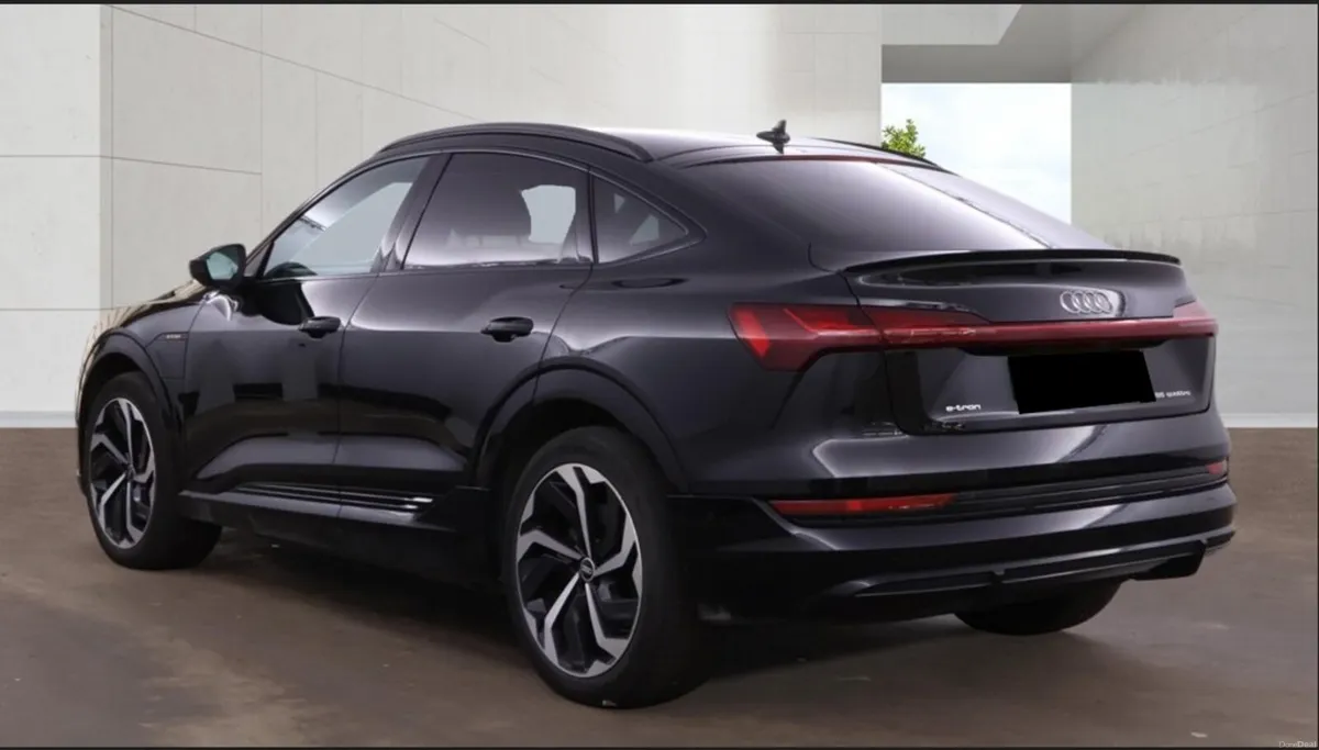 AUDI E- TRON BLACK EDITION 55 95KwH BATTERY - Image 3