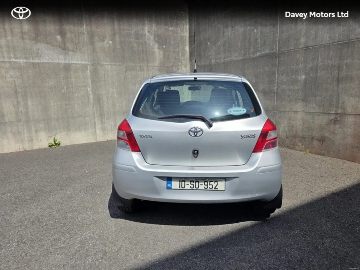 Toyota Yaris MC 1.0 LUNA AIR CONDITIONING 5DR - Image 3