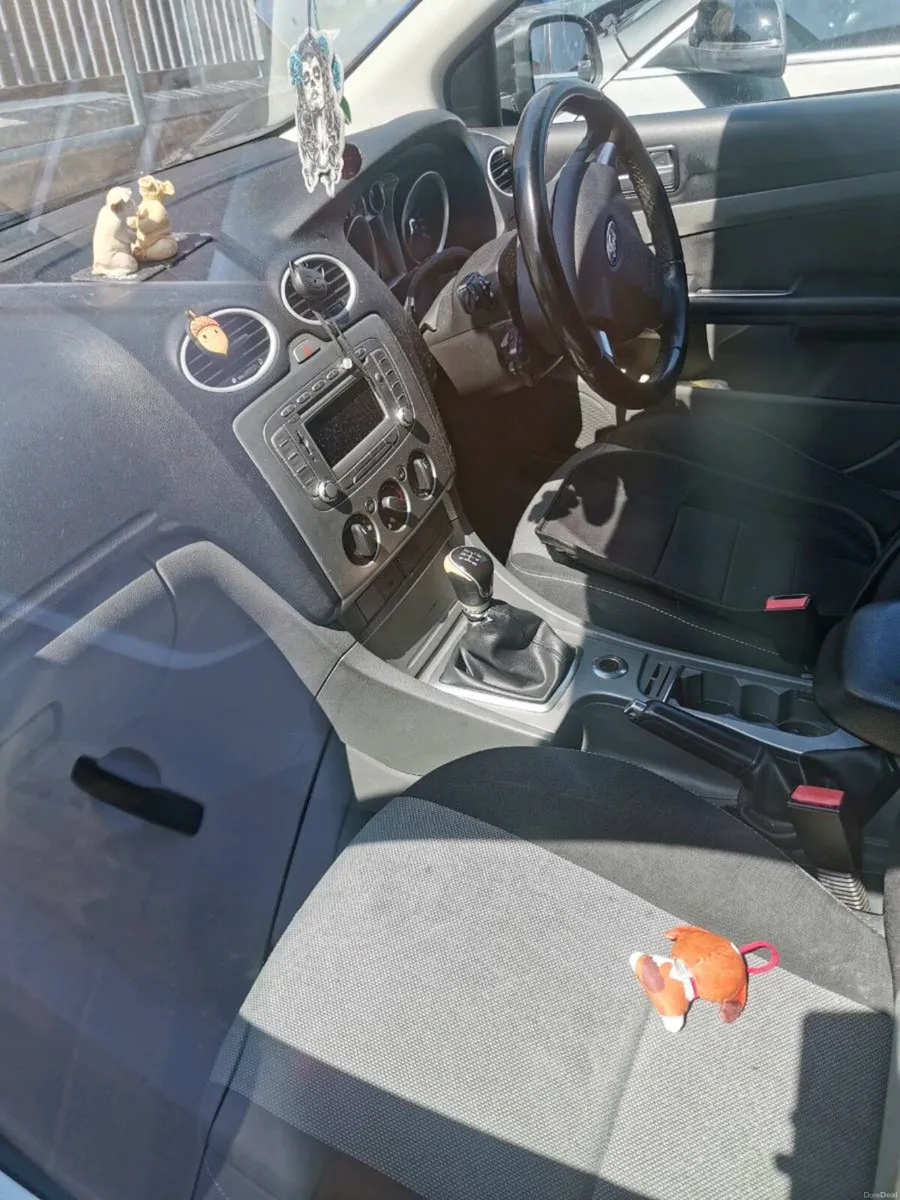 Car - Image 2