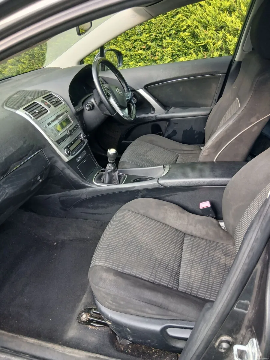 Toyota Avensis 2012 - Image 3