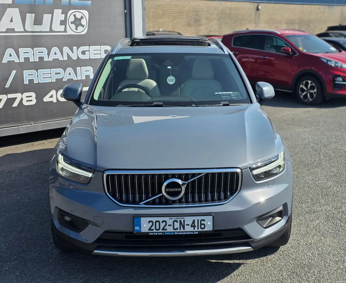 Volvo XC40 Inscription PHEV Top Spec (202) - Image 2