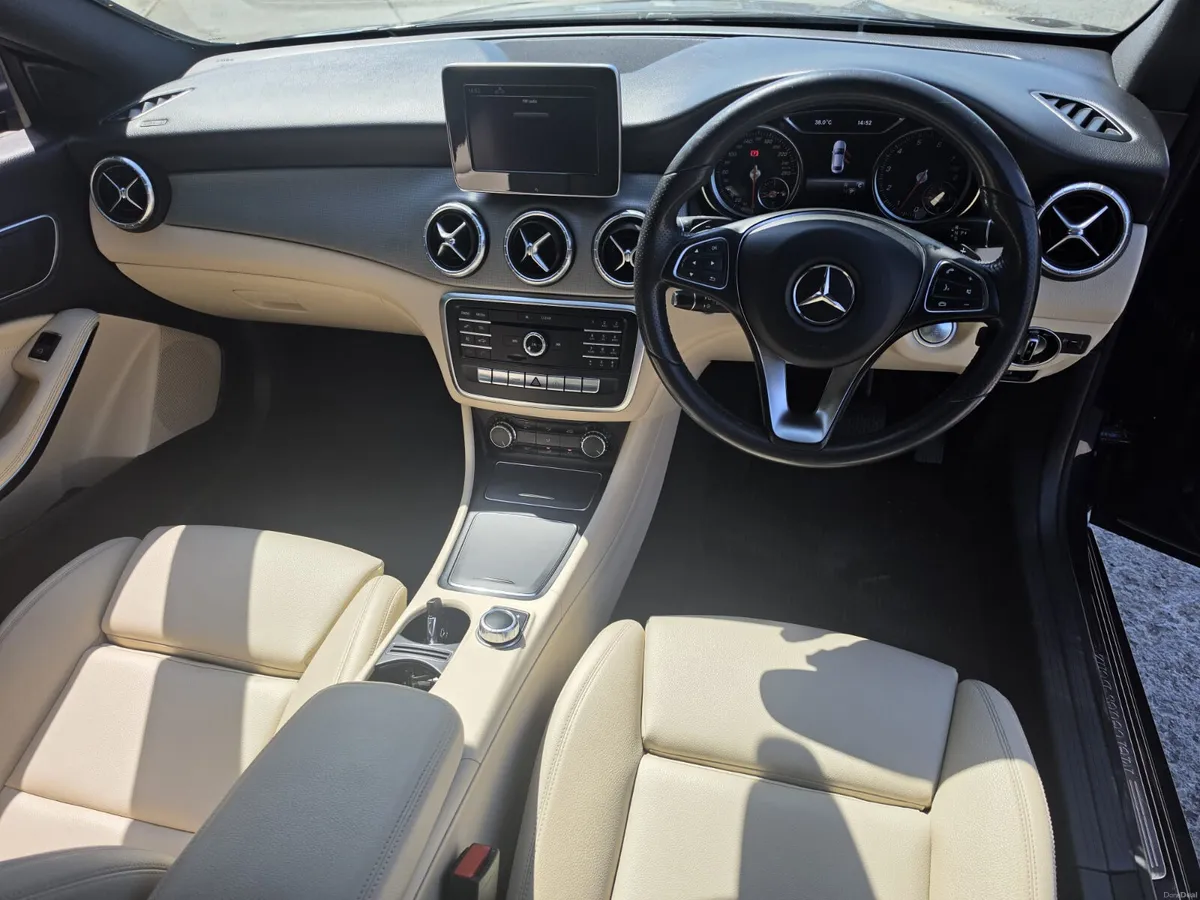 ~Mercedes-Benz --CLA 2018~ - Image 4