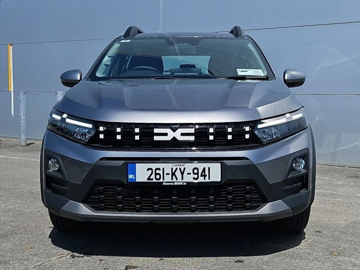 Dacia Sandero Stepway STEPWAY Essential TCe 110 E0 - Image 3