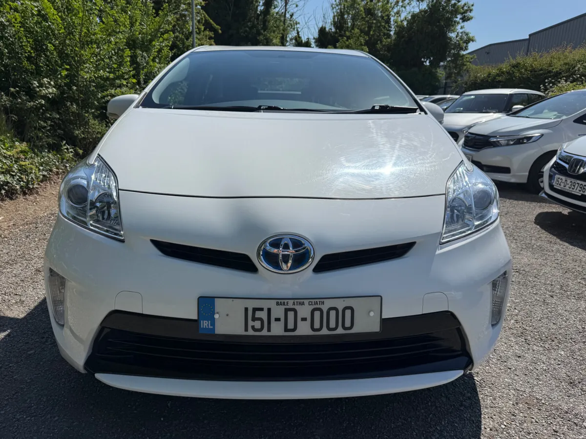 Toyota Prius low milege!!! - Image 6