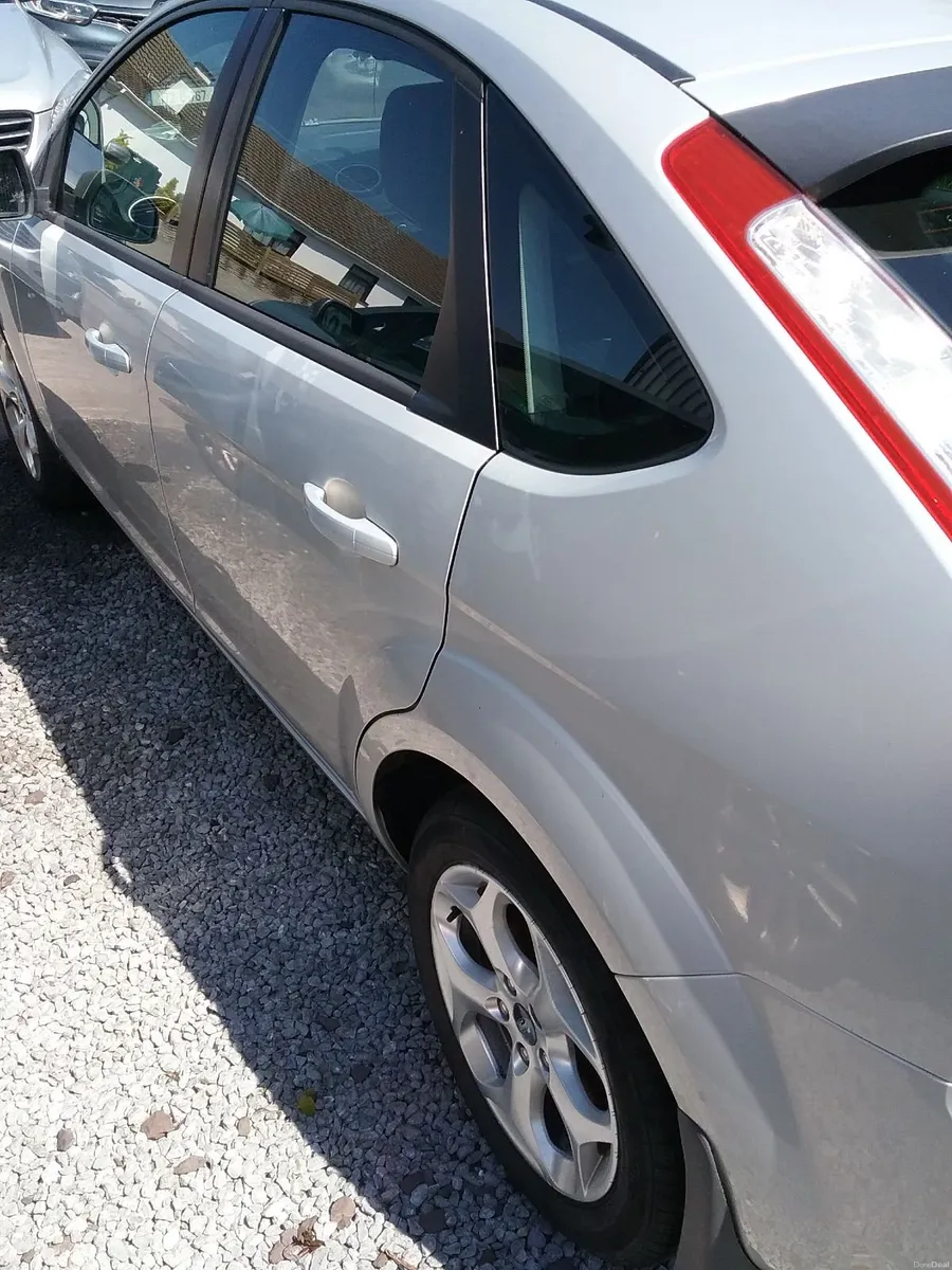 Ford Focus 2008 - Image 2