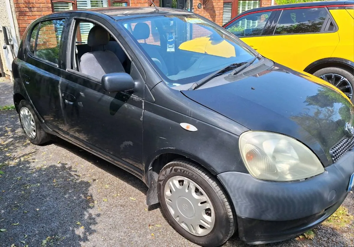 Toyota yaris - Image 1