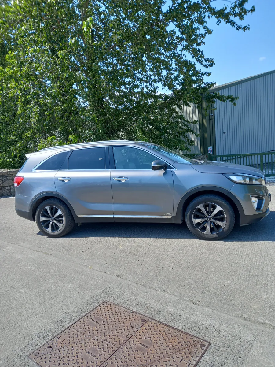 2016 Kia Sorento 2.2 Diesel Automatic - Image 1