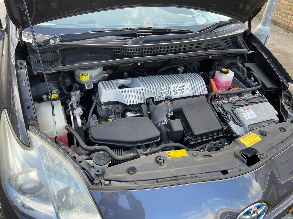 Toyota Prius - Image 2