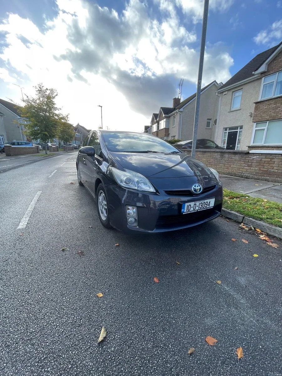 Toyota Prius - Image 1