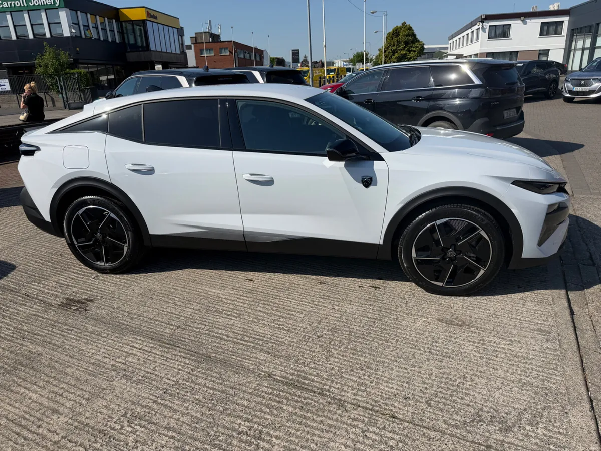 Peugeot - Image 2