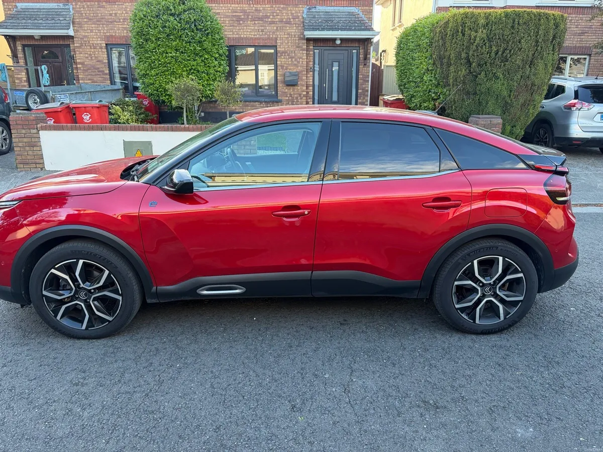 Citroen e-C4 Shine Plus 50kWh Auto - Top Spec EV - Image 1