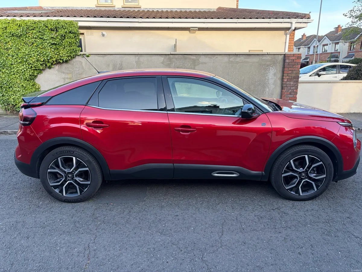 Citroen e-C4 Shine Plus 50kWh Auto - Top Spec EV - Image 3