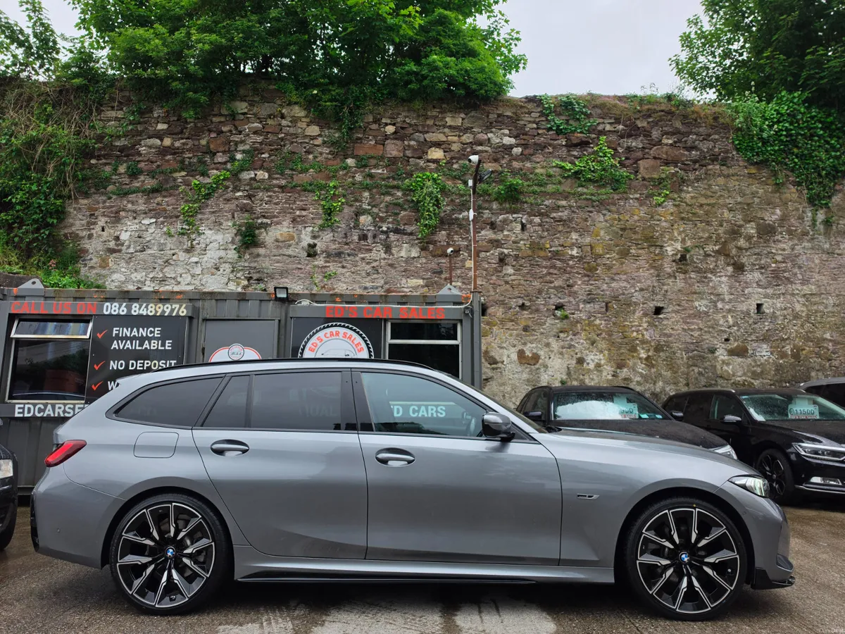 BMW 330E Touring Face Lift 2023 - Image 3