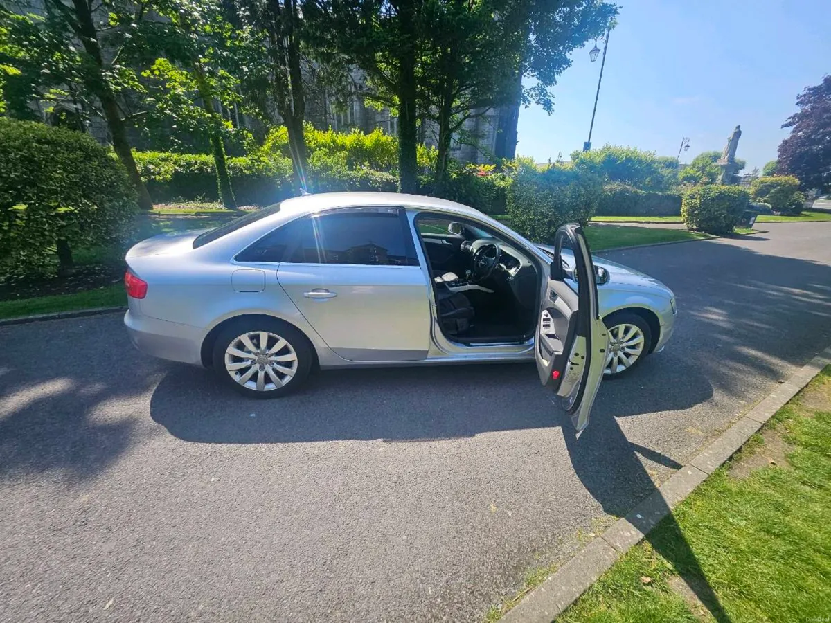 152 Audi A4 2.0 TDI SE AUTO - Image 4
