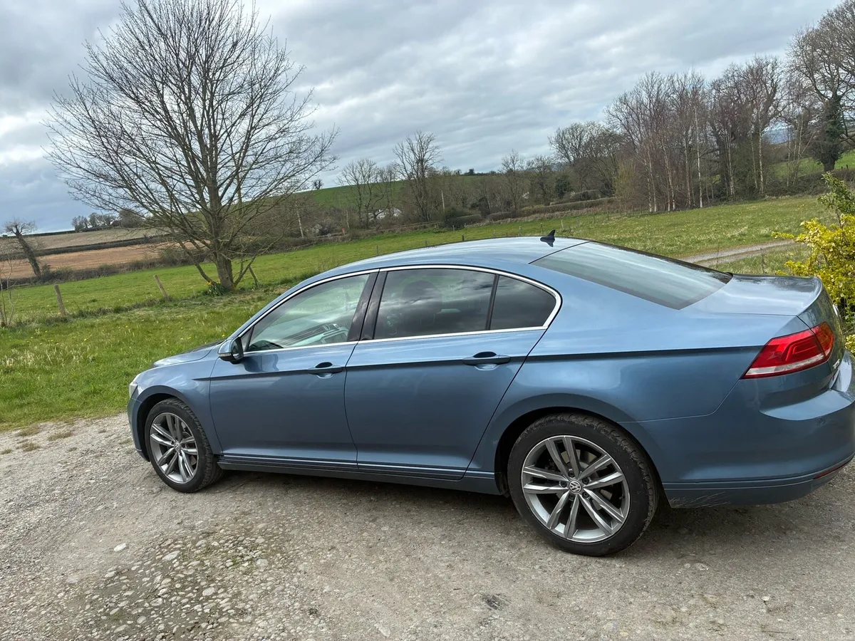 Volkswagen Passat 2016 - Image 4