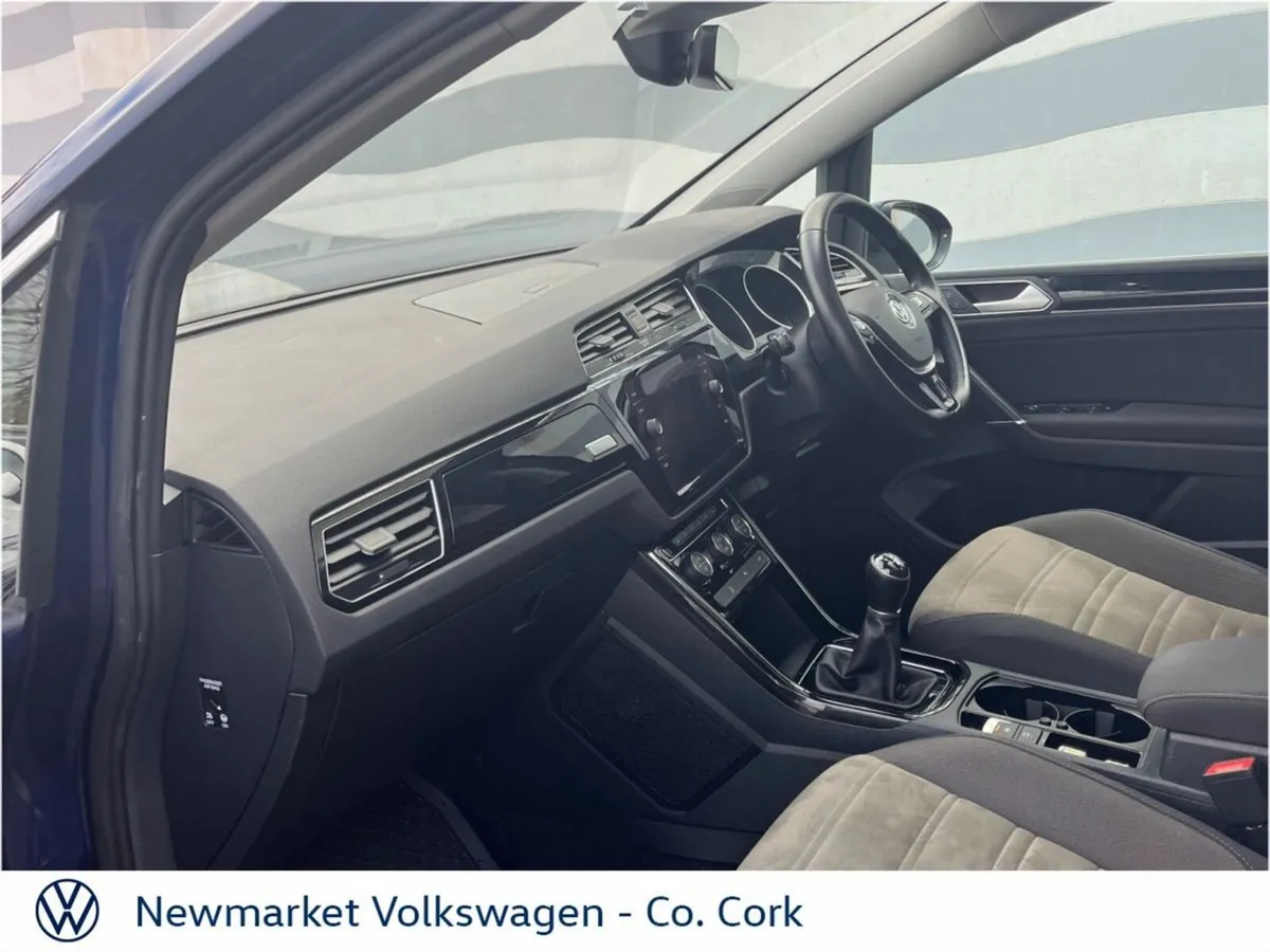 Volkswagen Touran 1.6TDI 115BHP HIGHLINE 6 SPEED S - Image 4