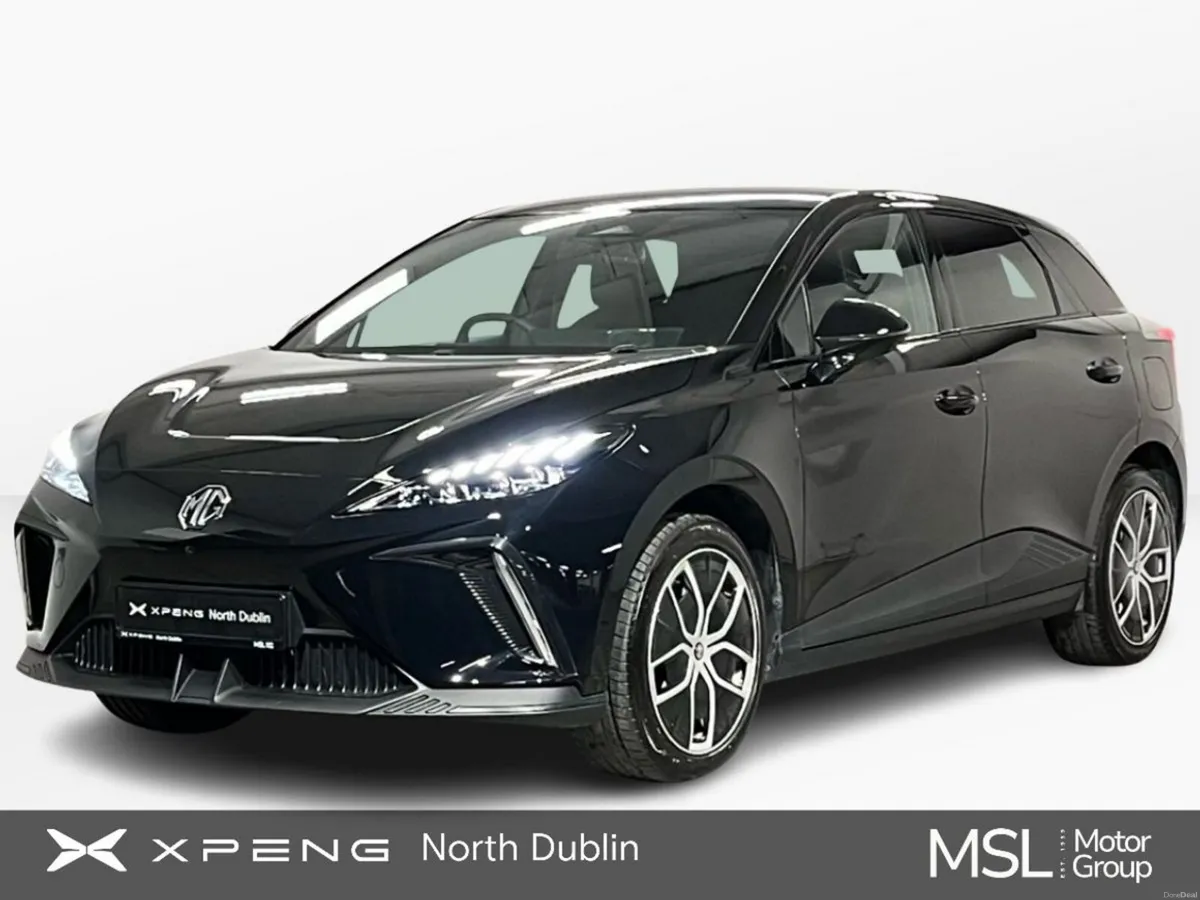 MG MG4 Exclusive 64kWh Long Range 203BHP - Reversi - Image 1