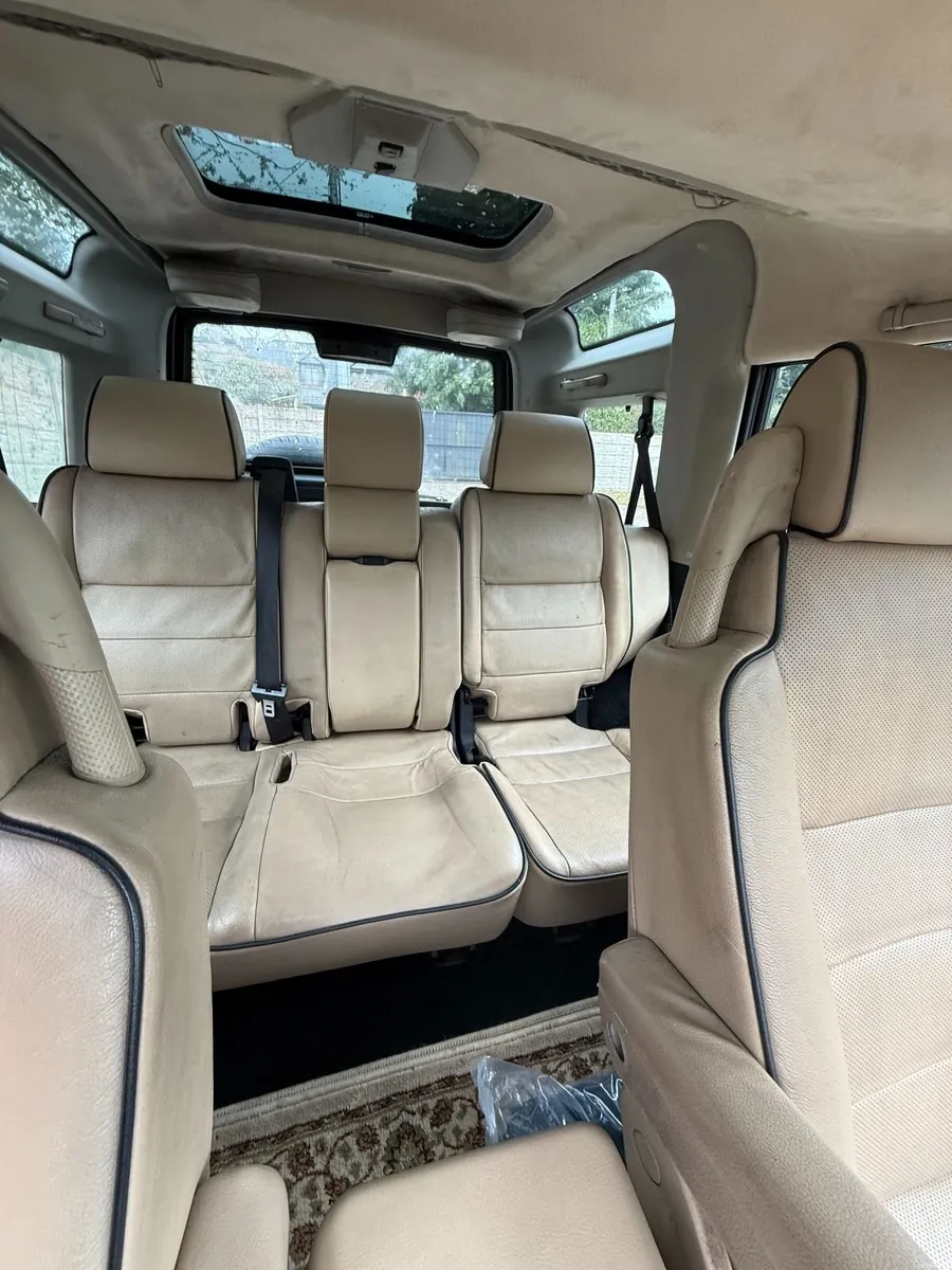 Land Rover Discovery 2003 - Image 4