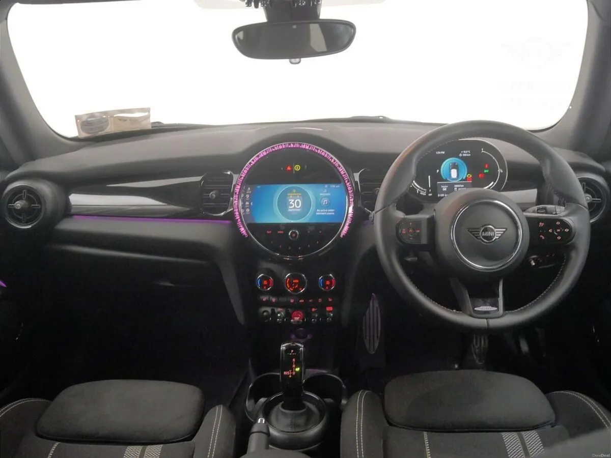 Mini Cooper 3-Door Cooper Sport - Image 4