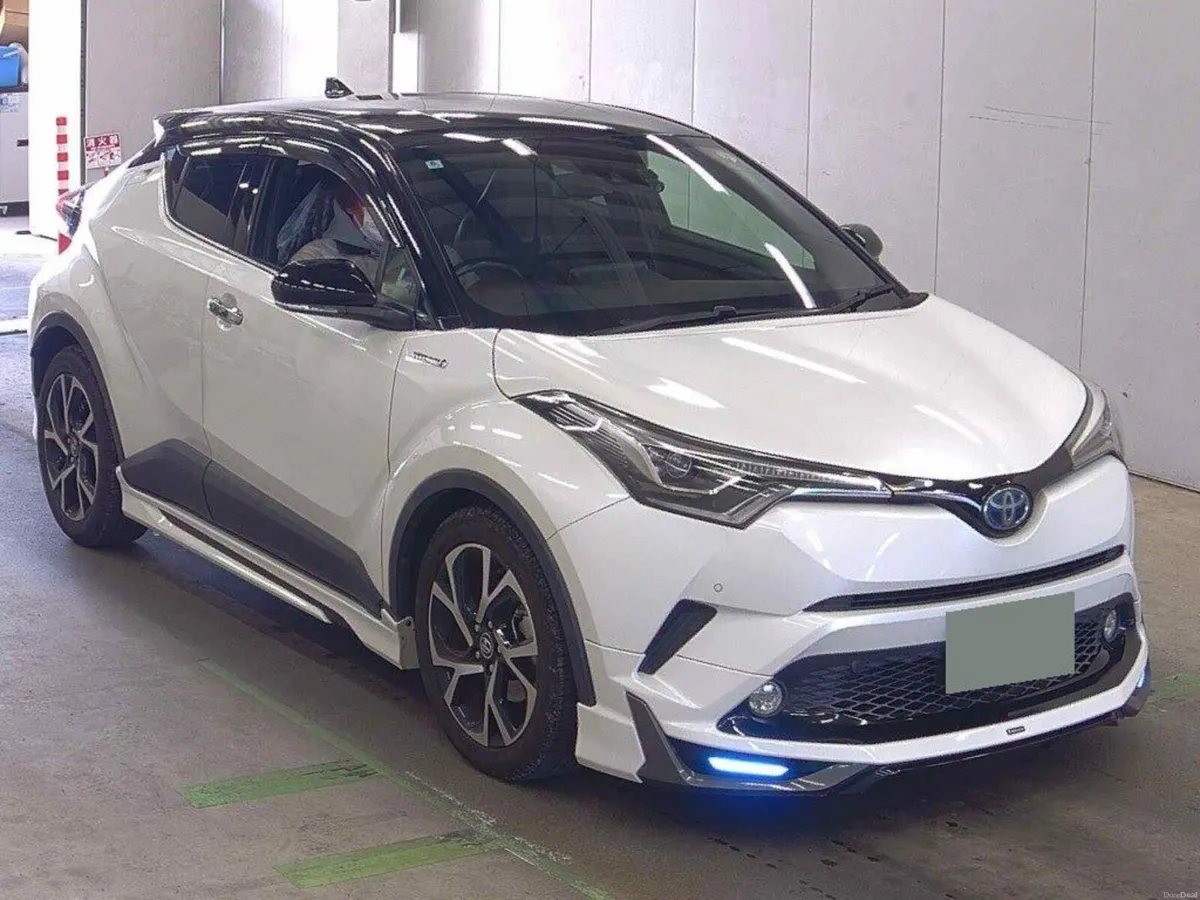 TOYOTA CHR G-LED EDITION AUTO 2018 - Image 2