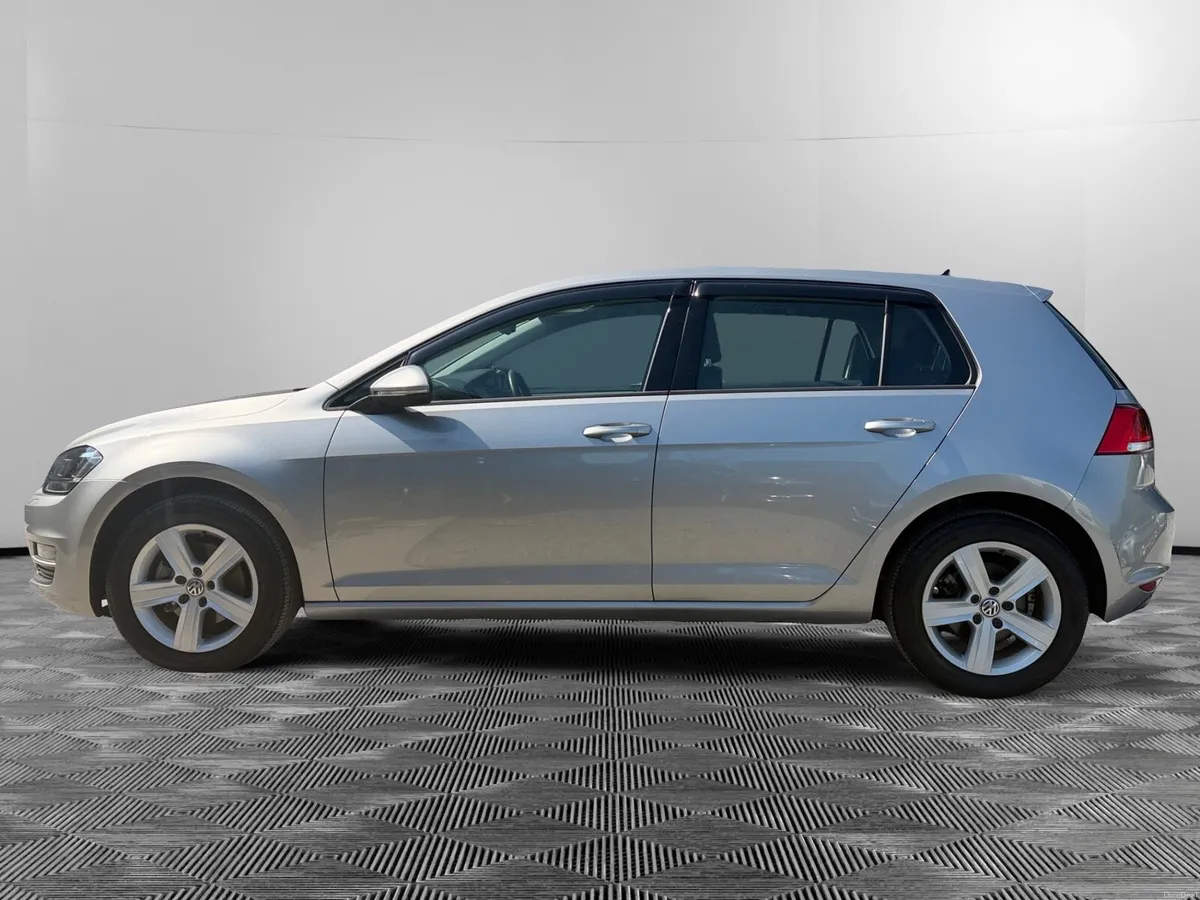 VW GOLF DSG *LOW KM* - Image 2